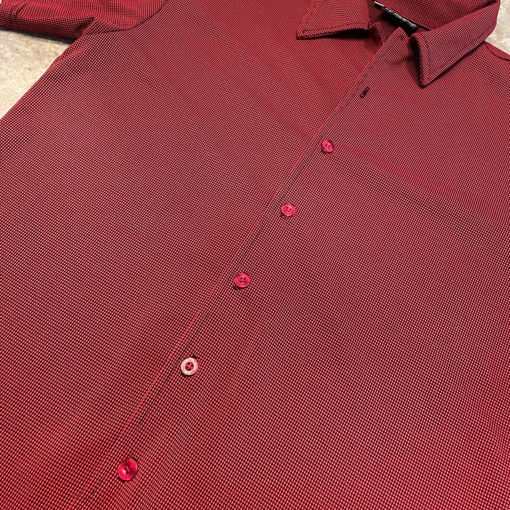 Textured Stretch Bowling Square Cut button down - Picture 3 of 3